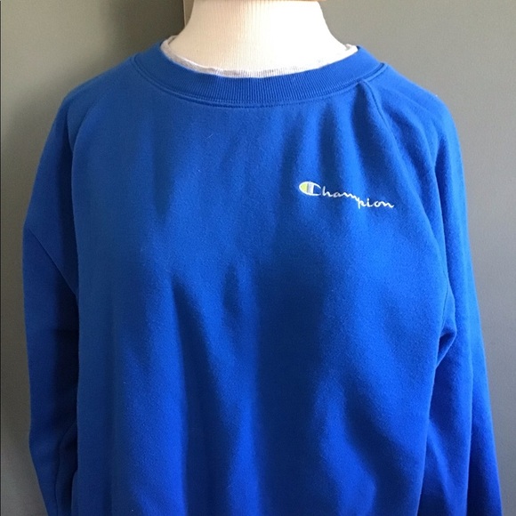 💖Host Pick💖 Champion cropped sweatshirt - Picture 2 of 11
